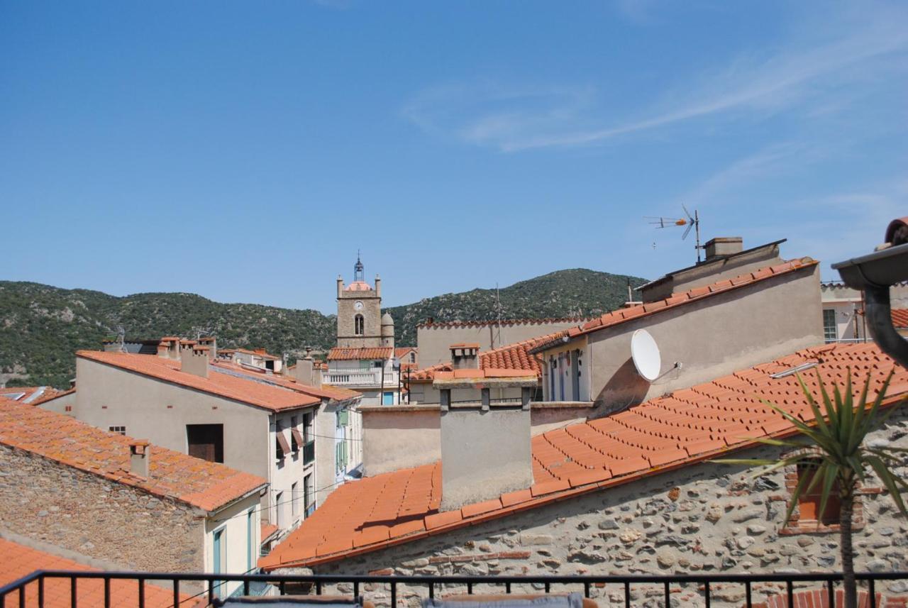 Agreable Maison De Village Avec Terrasse Vinca ภายนอก รูปภาพ